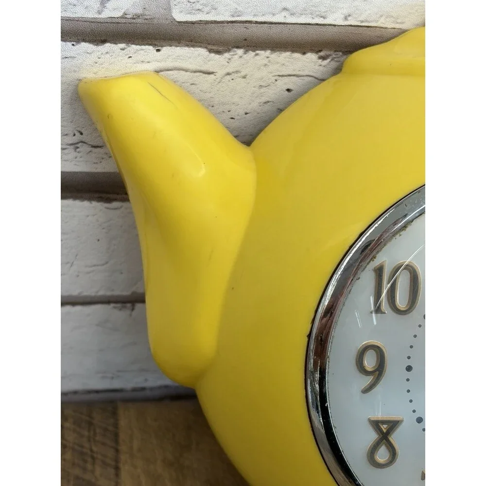 Vintage Sessions Yellow Teapot Wall Clock Works Rare Color Vintage
